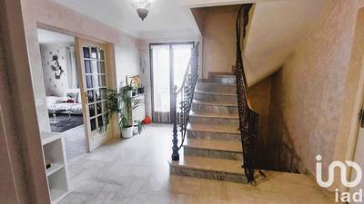 Maison - 160 m² - 7 pièces