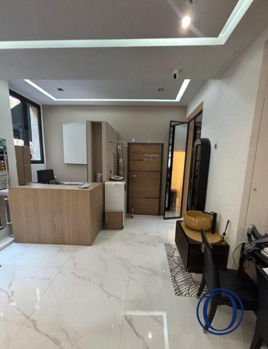 Local commercial - 65 m²