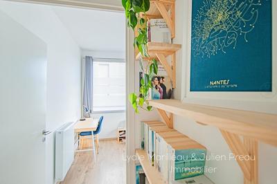 Appartement - 80 m² - 4 pièces