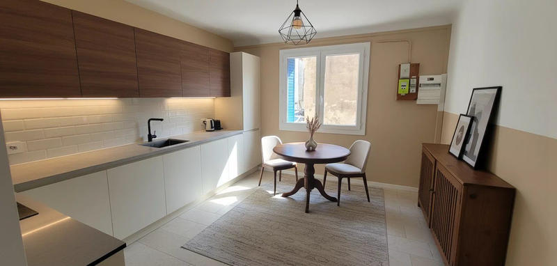 Maison traditionnelle - 78 m² - 5 pièces