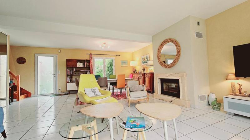 Maison - 147 m² - 6 pièces