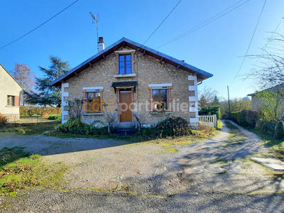 Maison - 82 m² - 4 pièces