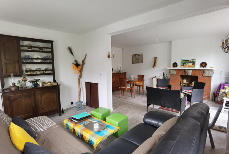 Maison - 217 m² - 7 pièces