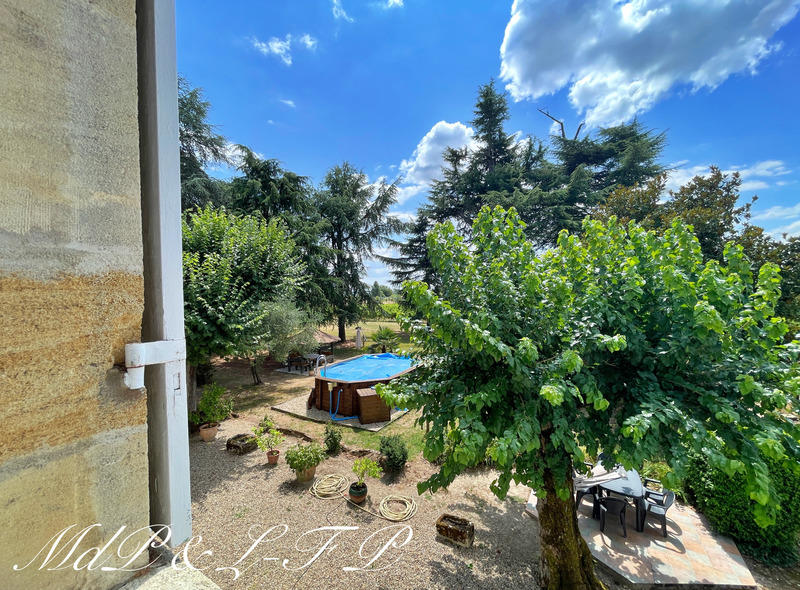 Maison bourgeoise - 356 m² - 10 pièces