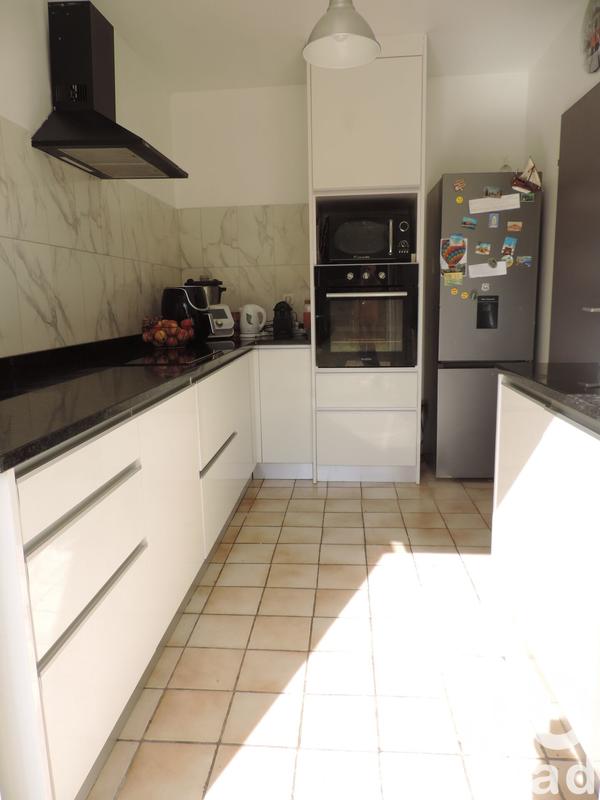 Appartement - 82 m² - 3 pièces