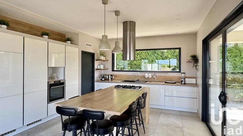 Maison de maîtres - 214 m² - 8 pièces