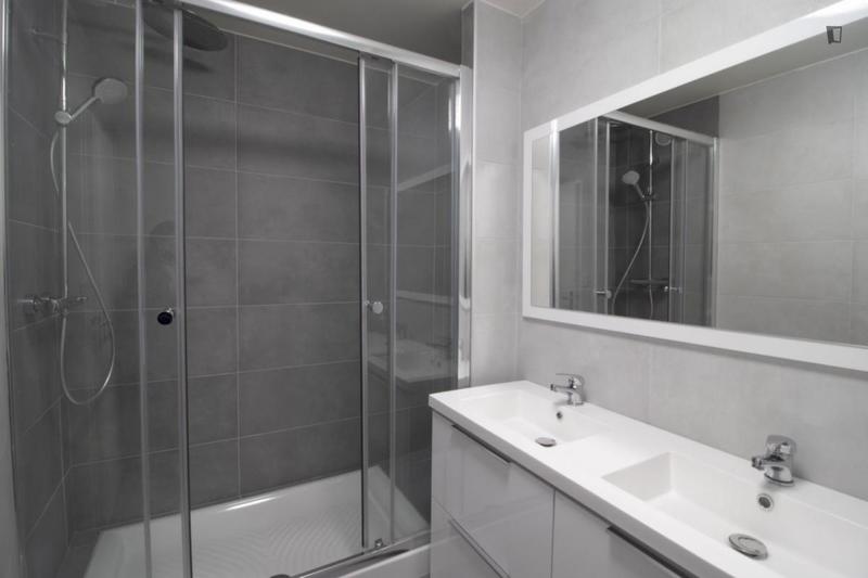 Chambre - 15 m² - 4 pièces