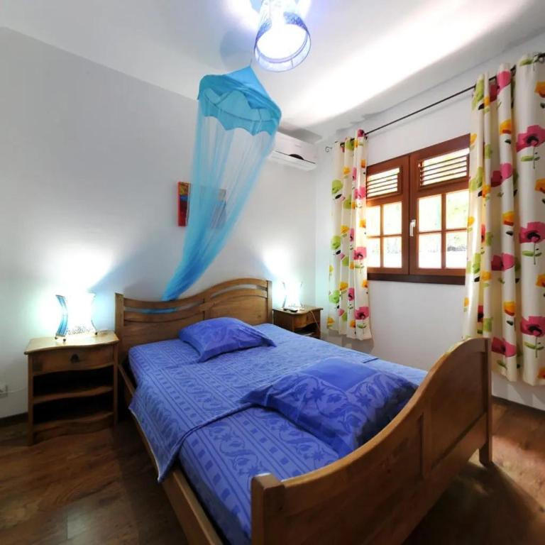 Villa - 80 m² - 4 pièces