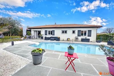 Maison - 114 m² - 5 pièces