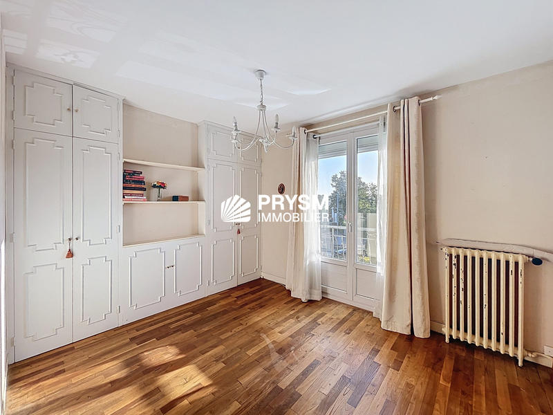 Maison traditionnelle - 76 m² - 4 pièces