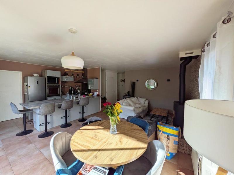 Maison - 86 m² - 4 pièces