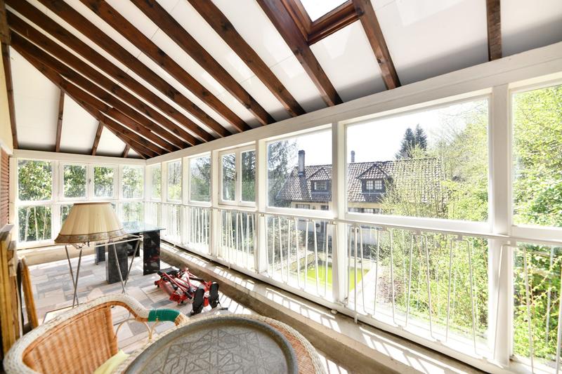 Maison - 484 m² - 9 pièces