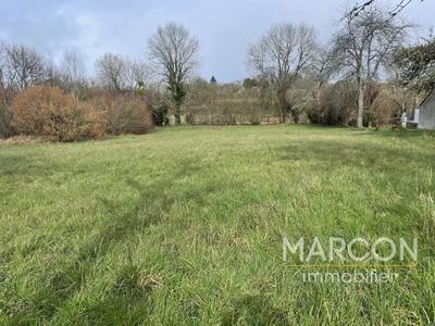 Terrain constructible - 2 361 m²