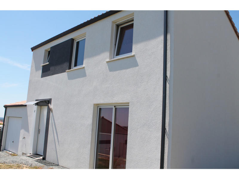 Maison - 110 m² - 6 pièces