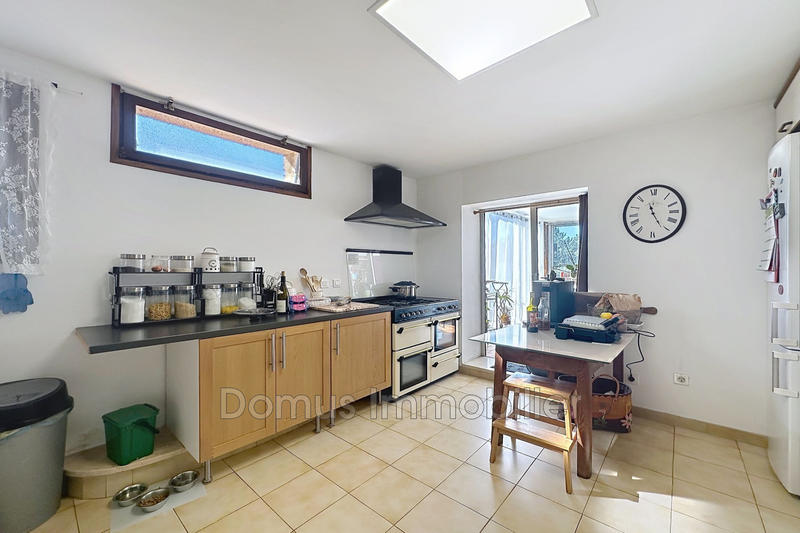 Appartement - 93 m² - 3 pièces