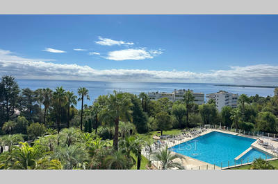 Appartement - 150 m² - 5 pièces