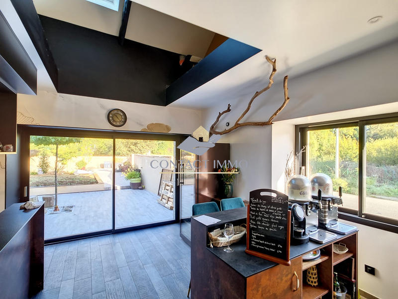 Maison - 293 m² - 8 pièces