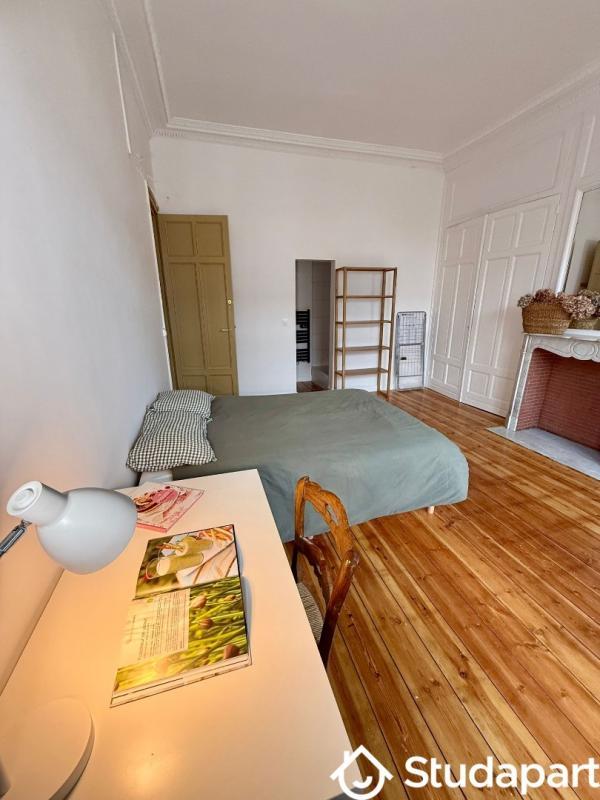 Chambre - 15 m² - 1 pièce