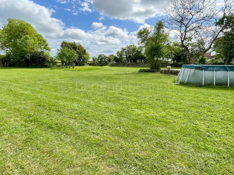 Maison en pierre - 143 m² - 6 pièces