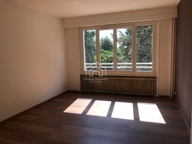 Appartement - 115 m² - 4 pièces