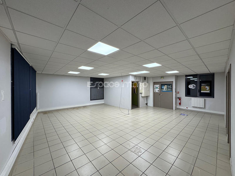 Local commercial - 227 m²