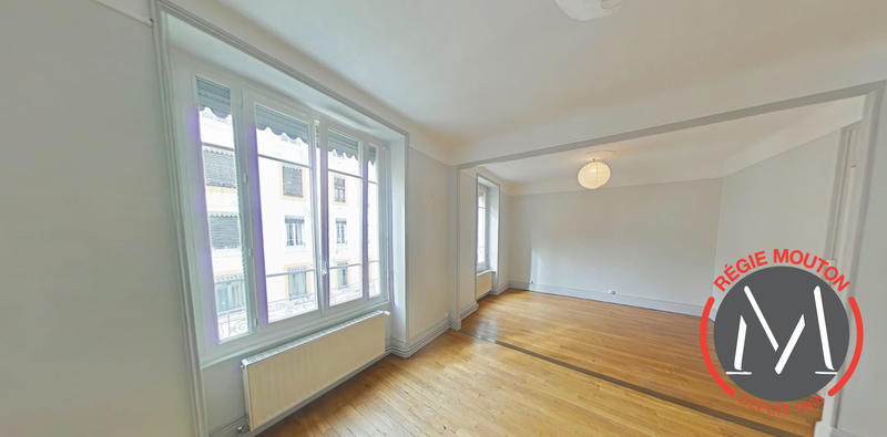 Appartement - 82 m² - 3 pièces