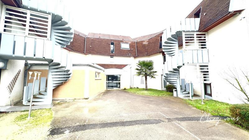 Appartement - 112 m² - 4 pièces