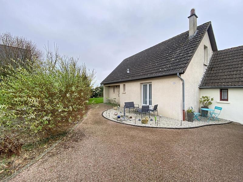 Maison - 93 m² - 6 pièces