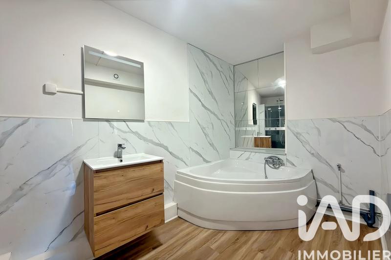 Appartement - 70 m² - 3 pièces