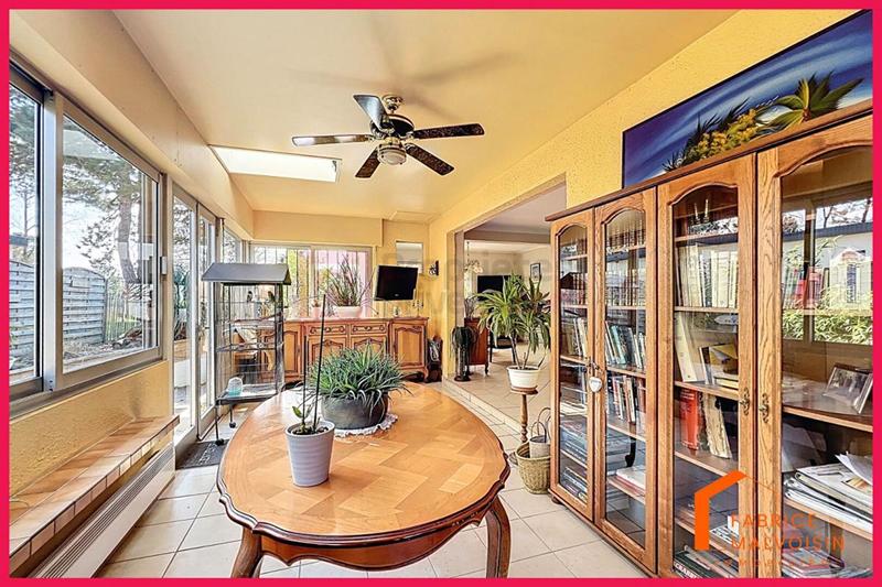 Maison - 99 m² - 4 pièces