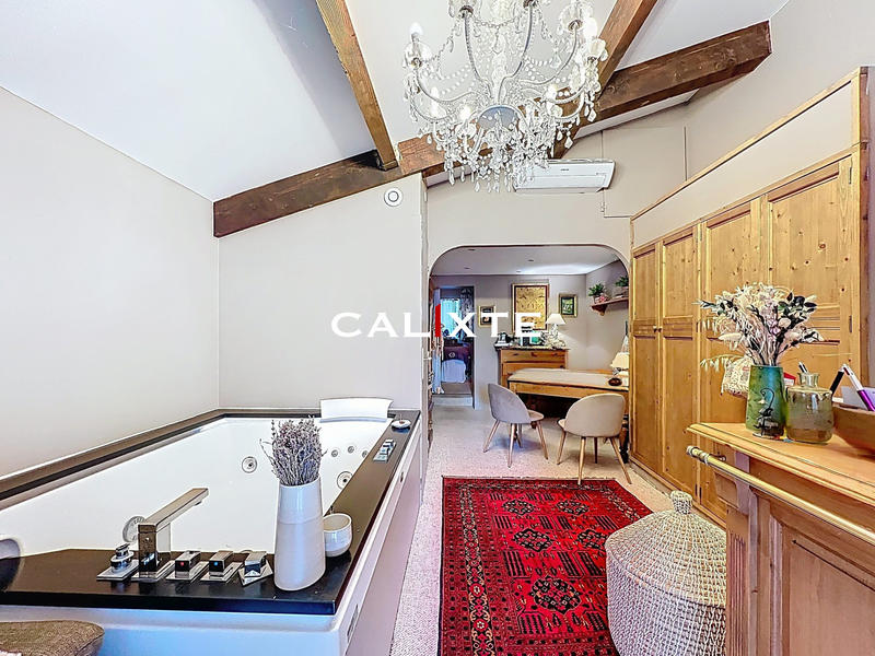 Bastide - 200 m² - 5 pièces