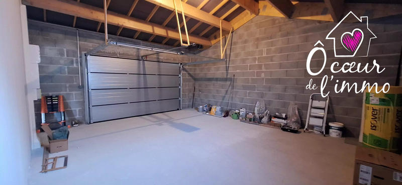 Maison - 99 m² - 5 pièces