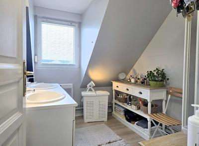 Maison - 103 m² - 5 pièces