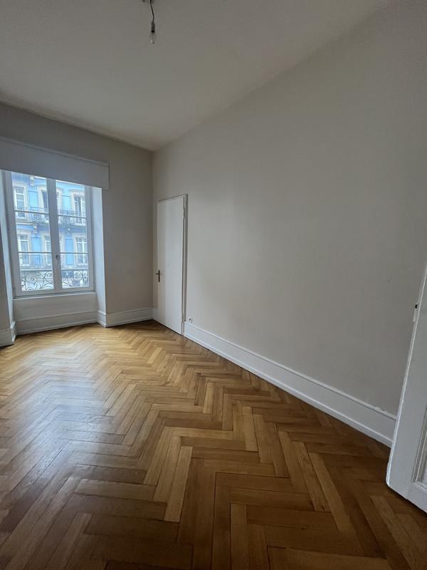 Appartement - 173 m² - 6 pièces