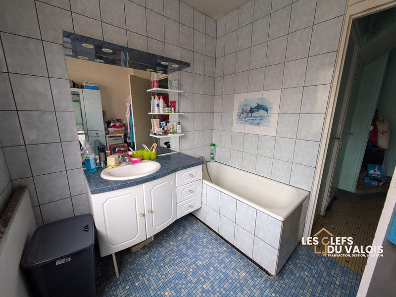 Maison - 97 m² - 5 pièces