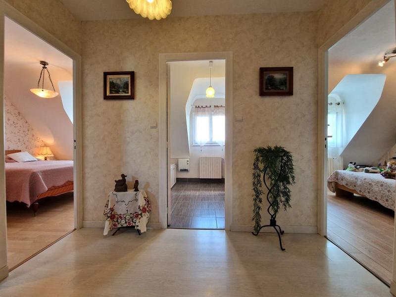 Maison - 98 m² - 4 pièces