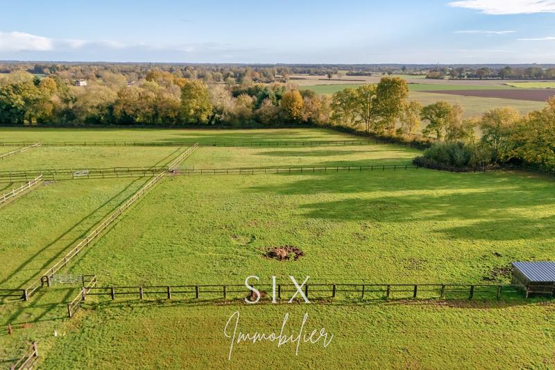 Maison - 180 m² - 5 pièces