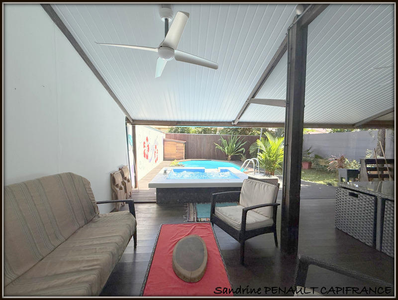 Maison - 97 m² - 5 pièces