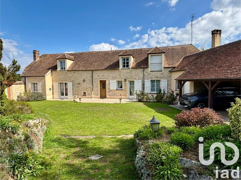 Maison - 230 m² - 7 pièces