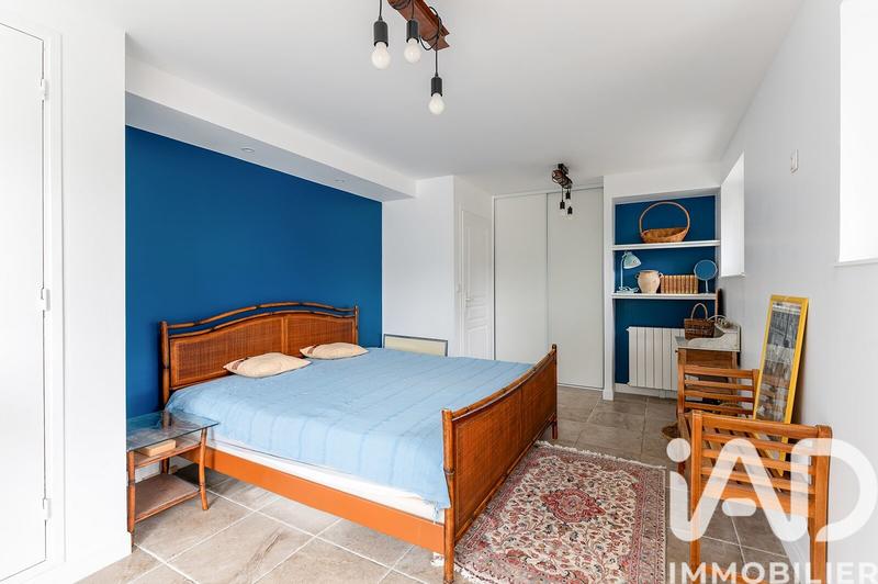 Maison - 282 m² - 8 pièces