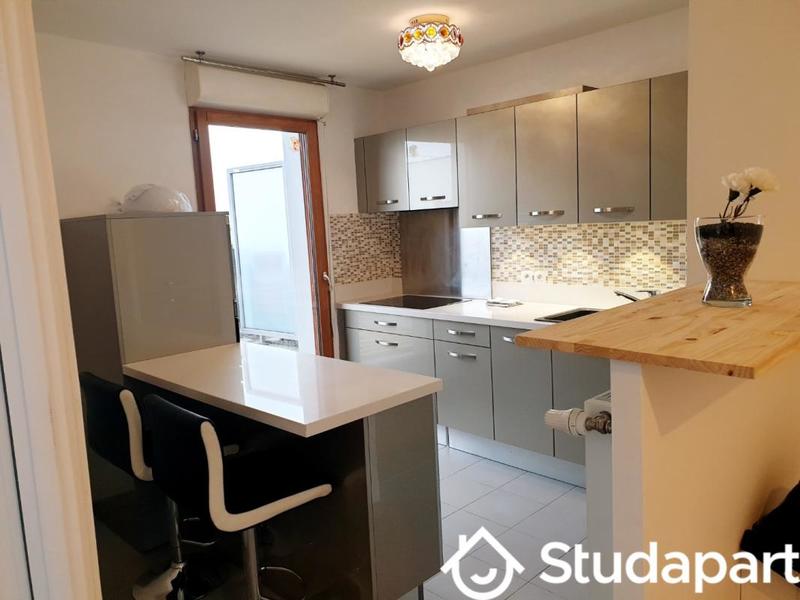 Chambre - 11 m² - 1 pièce