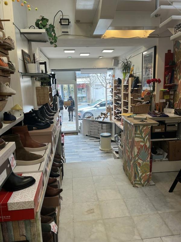 Fonds de commerce - Local commercial - 54 m²