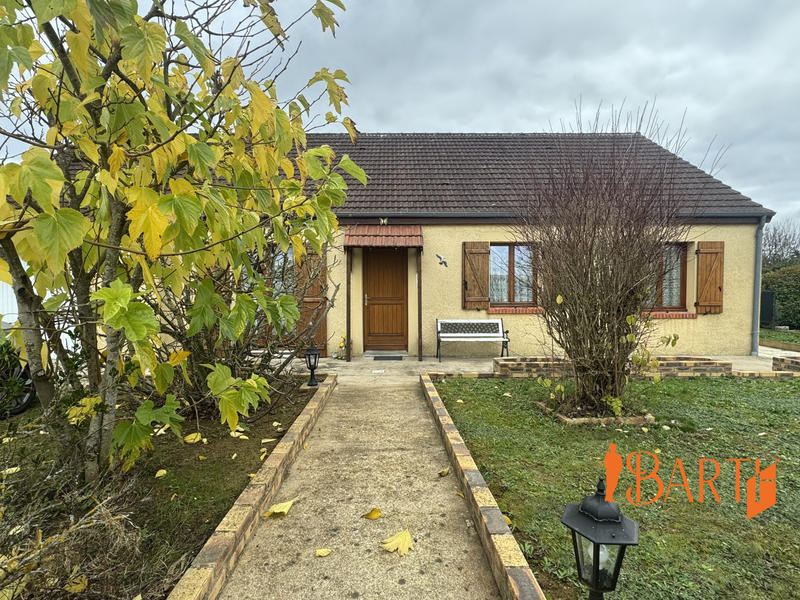 Maison traditionnelle - 98 m² - 5 pièces