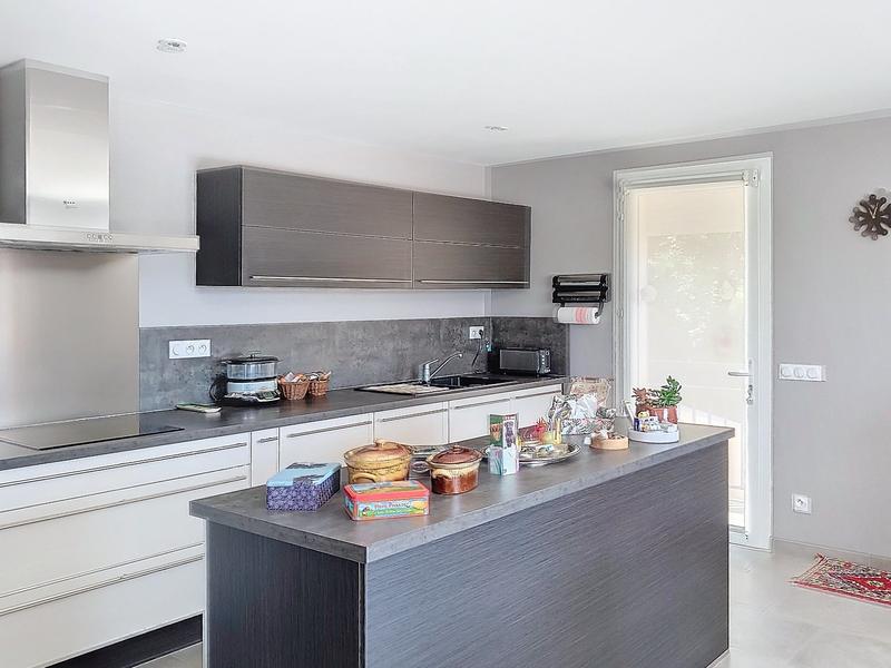 Maison - 200 m² - 5 pièces