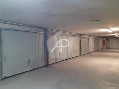 Parking / Garage - 15 m²