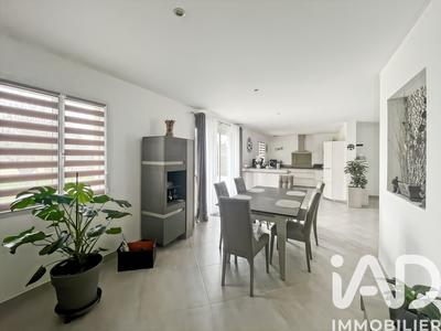 Maison - 166 m² - 6 pièces