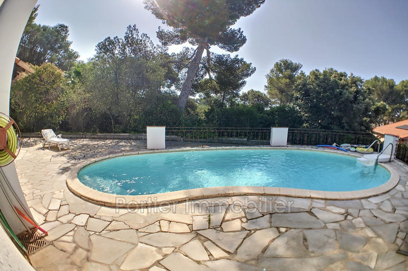 Villa - 183 m² - 5 pièces