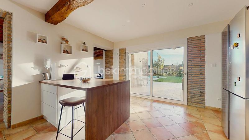 Longère - 275 m² - 7 pièces