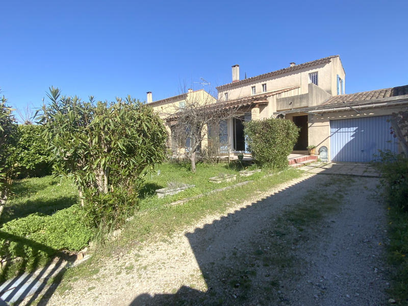 Maison - 137 m² - 6 pièces