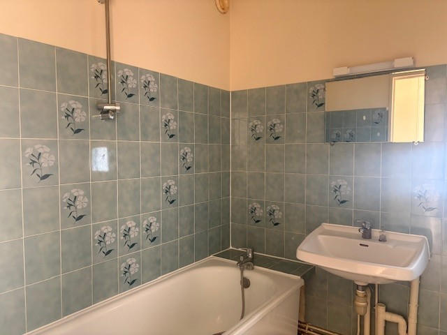 Appartement - 80 m² - 4 pièces